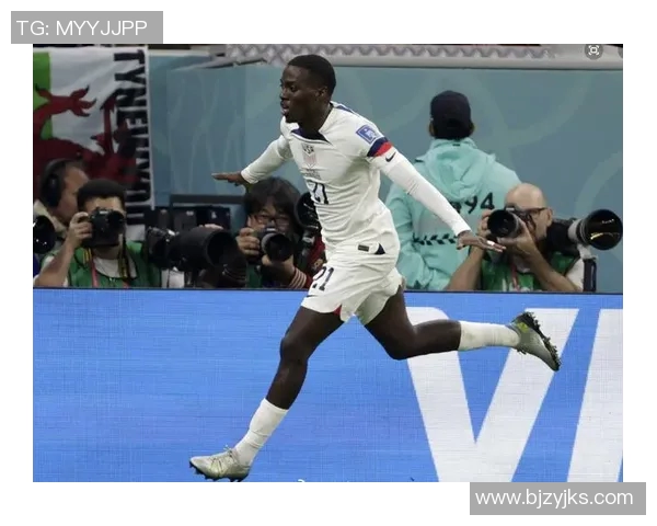 进球英雄崛起：激烈赛场上的精彩瞬间与关键战役分析