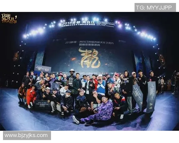 成都攀岩队在世界街舞大赛中以85分稳居积分榜首位